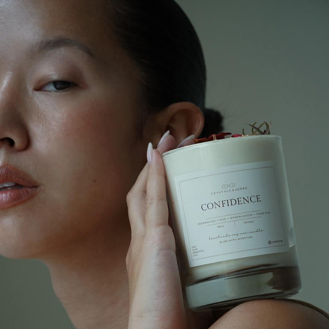 Confidence Gift Set - Candle 180ml + Aura Elixir Spray 15ml